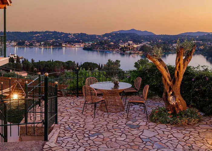 Estasia Luxury With Private Pool By Dadovillas *