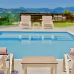 Estasia Luxury With Private Pool By Dadovillas *