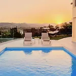 Villa Estasia Luxury With Private Pool By Dadovillas