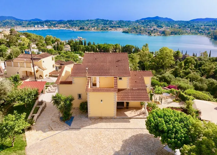 Estasia Luxury With Private Pool By Dadovillas